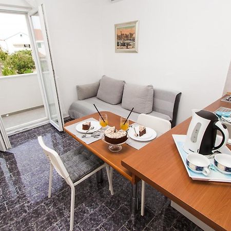 Apartmani Sanja Водице Екстериор снимка