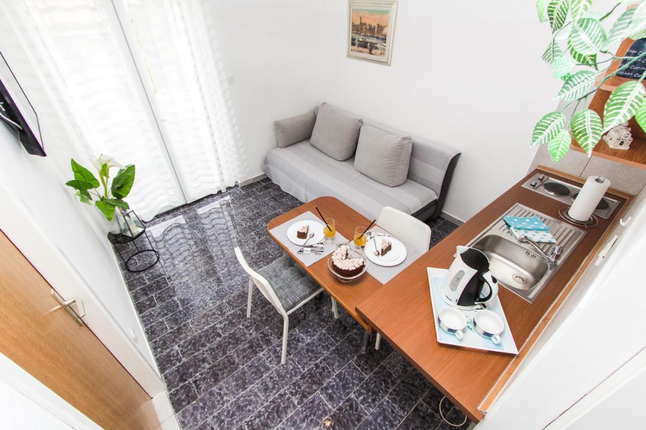 Apartmani Sanja Водице Екстериор снимка