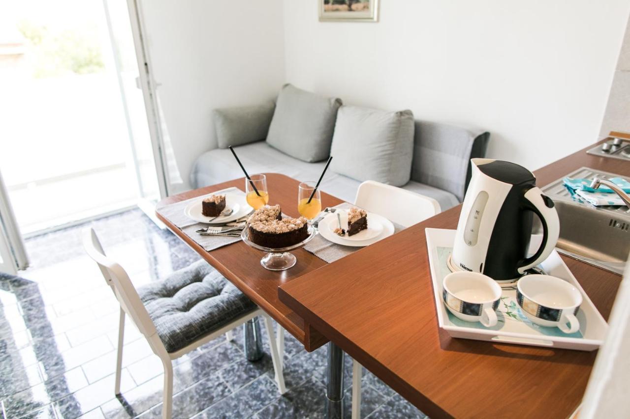 Apartmani Sanja Водице Екстериор снимка