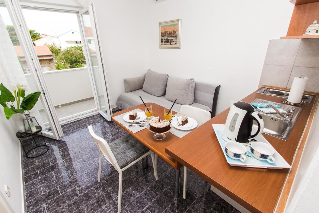 Apartmani Sanja Водице Екстериор снимка