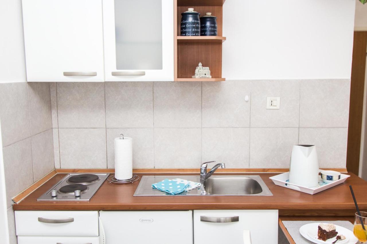 Apartmani Sanja Водице Екстериор снимка